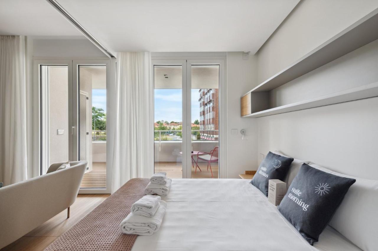Limehome Milan Via Stresa Bagian luar foto