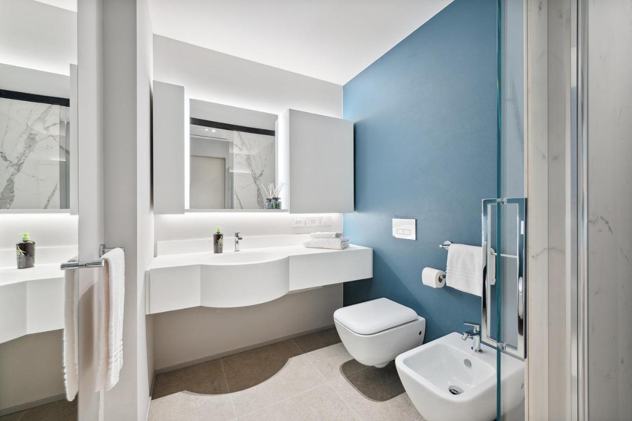 Limehome Milan Via Stresa Bagian luar foto